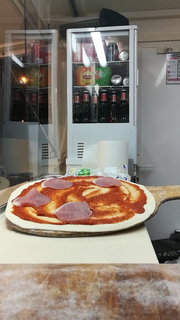 Pizza Delsol · Photos 9